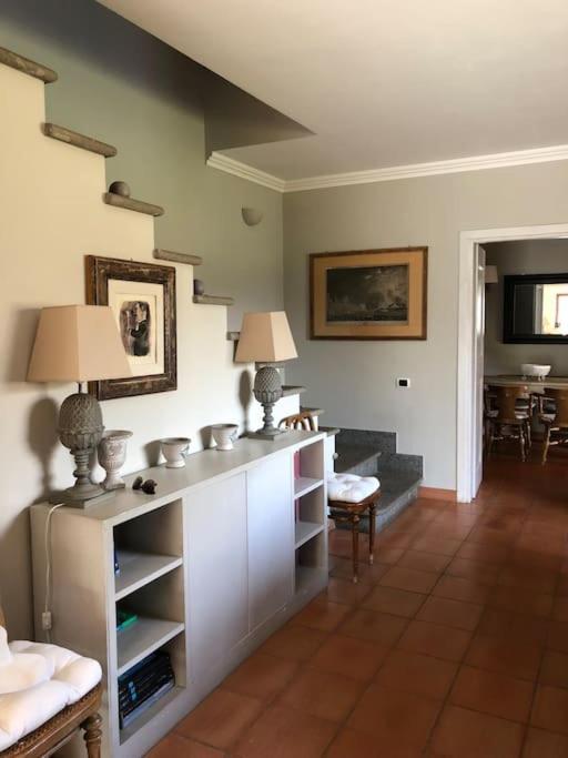 La Casa Al Villa *