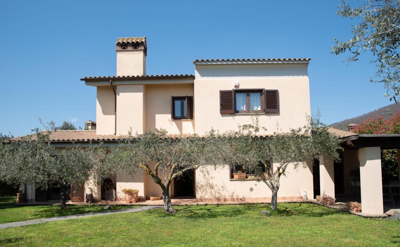 Villa La Casa Al Trevignano Romano
